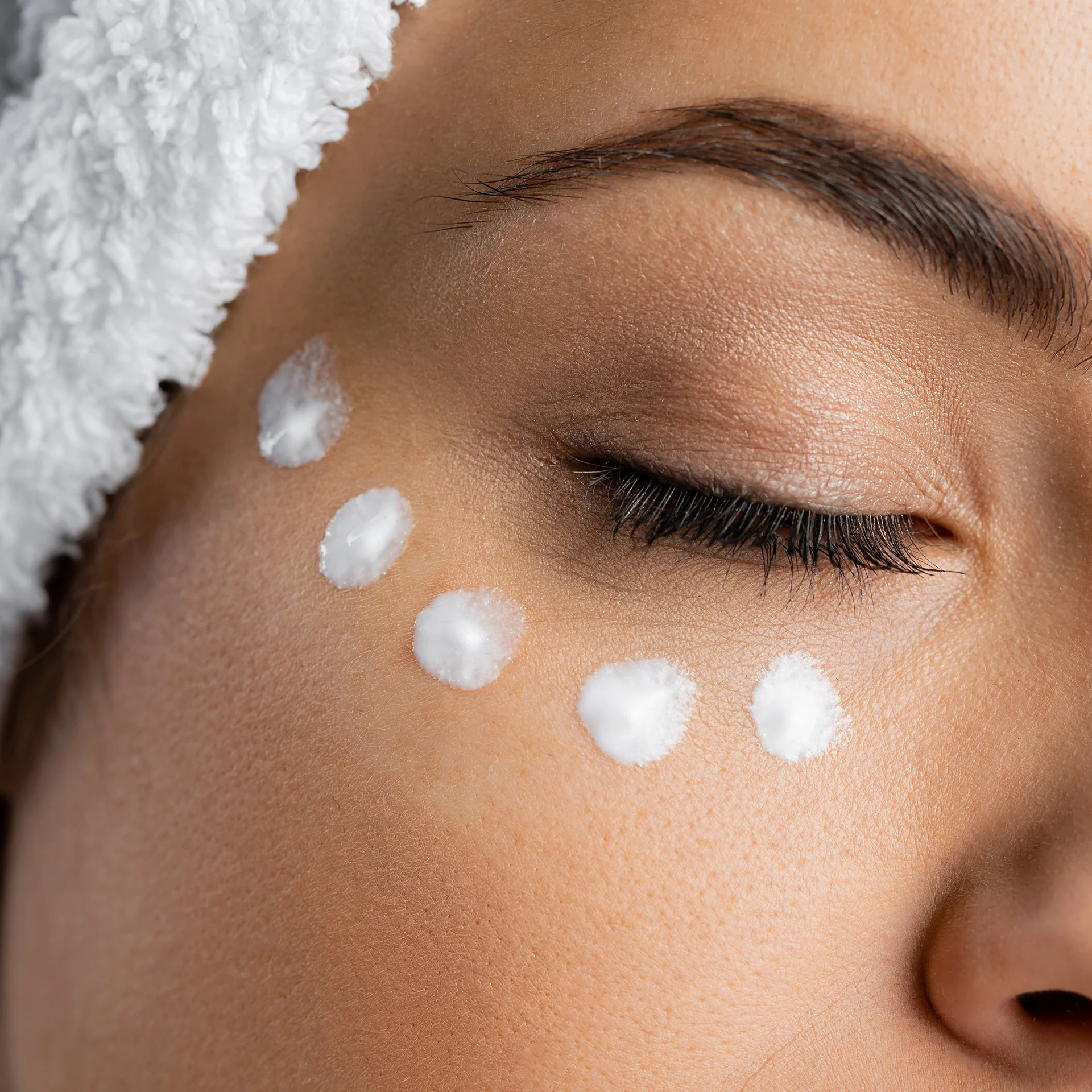 Antipigment Contorno de ojos y antiojeras 15ml | Eucerin - Image 3