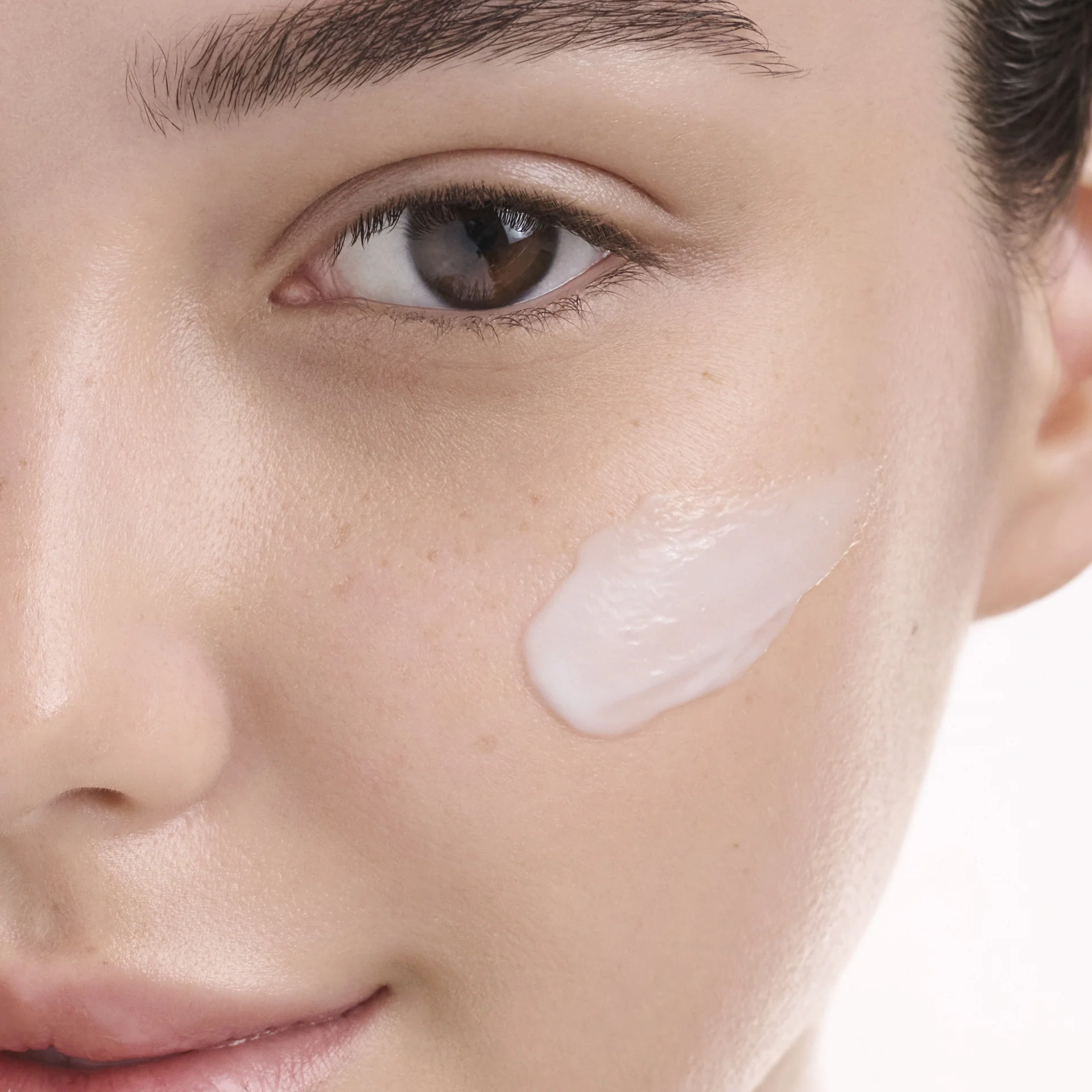 Sun Protector Solar  Pigment Control Spf50 50Ml | Eucerin - Image 3