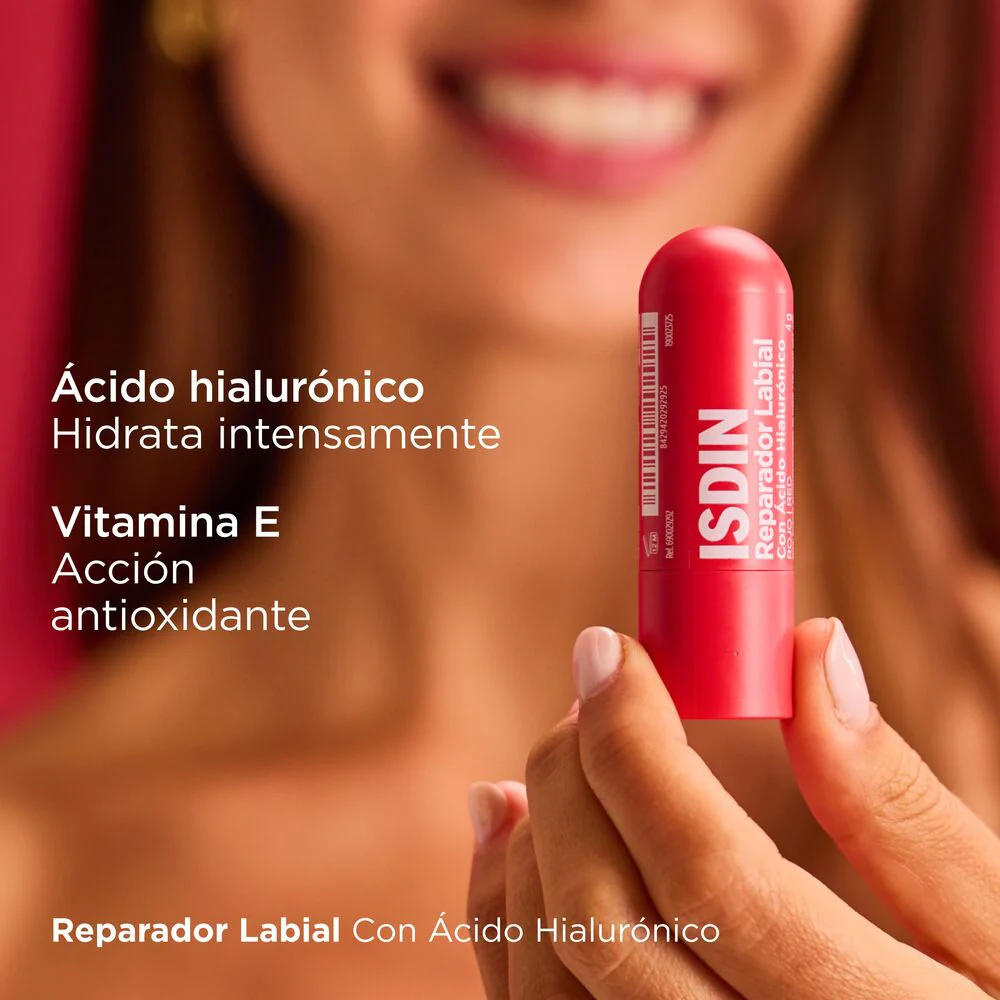 Isdin Reparador Labial Color Rojo Con Ácido Hialurónico 4G - Image 7