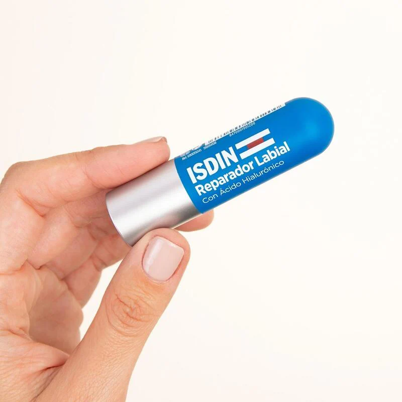 Reparador Labial Con Ácido Hialurónico Isdin Barra 4 Gr - Image 4
